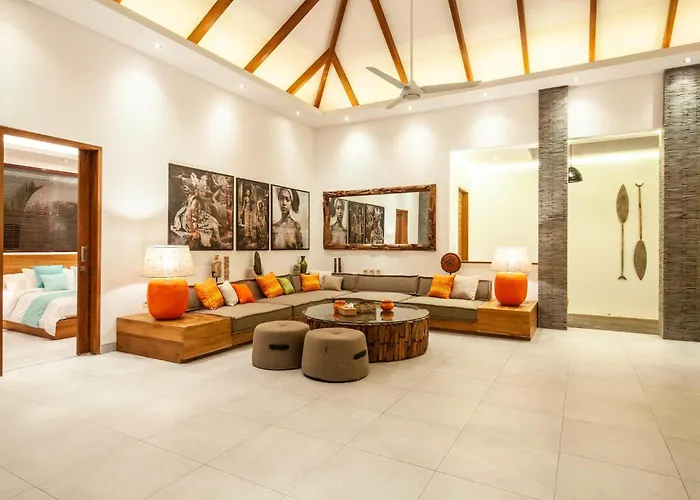 Canggu 400m To Beach Escape 4br Designer Villa Villa *