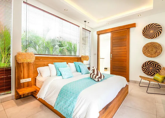 Villa Canggu 400m To Beach Escape 4br Designer Villa *