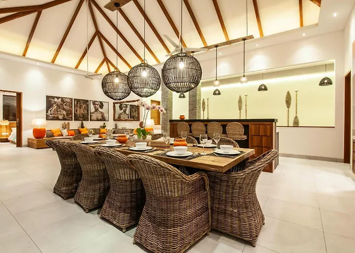 Canggu 400m To Beach Escape 4br Designer Villa