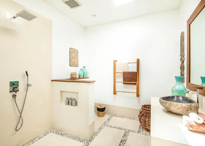 Canggu 400m To Beach Escape 4br Designer Villa